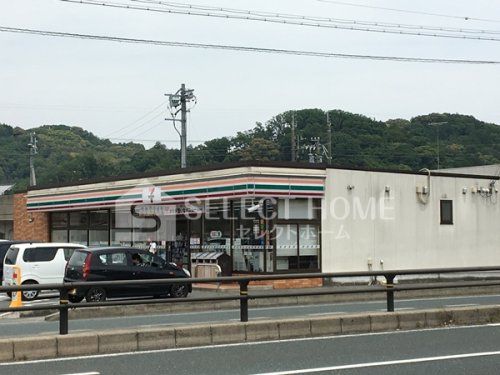 セブンイレブン 岡崎本宿町店の画像