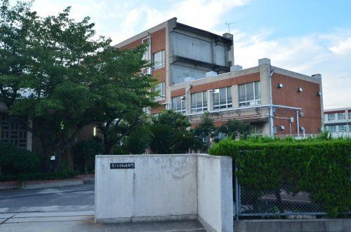 名古屋市立荒子小学校の画像