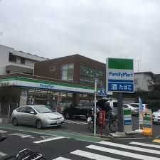 ファミリーマート 小浦世田谷梅丘店の画像