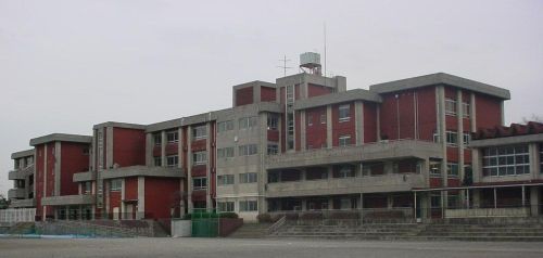 藤沢市立高倉中学校の画像