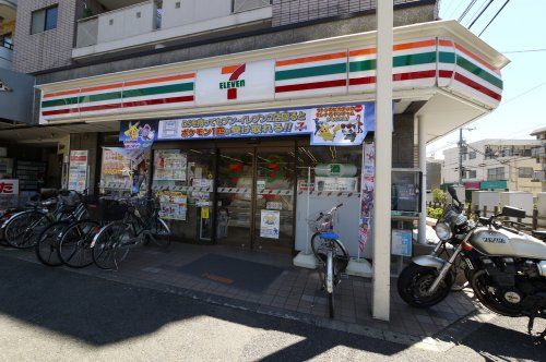 セブンイレブン 世田谷松原駅前店の画像