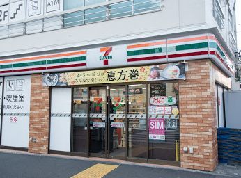 セブンイレブン 新宿職安通り店の画像