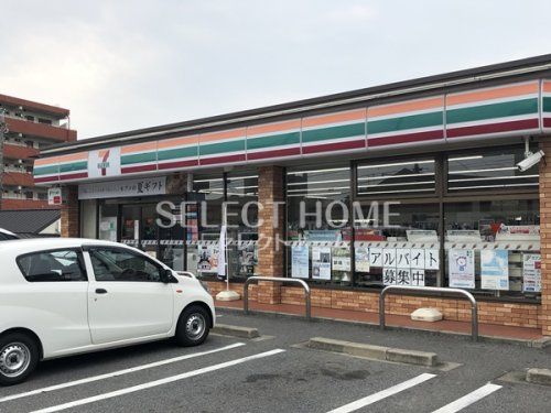 セブンイレブン 岡崎井田町店の画像