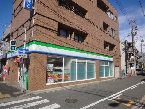 ファミリーマート 庄内通店の画像