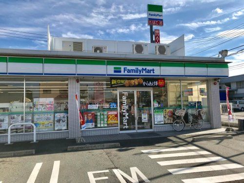 ファミリーマート 平田小学校前店の画像