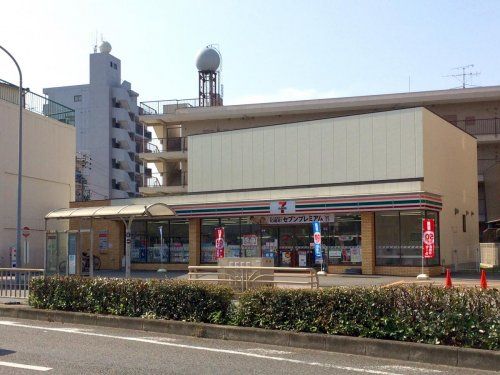 セブンイレブン 名古屋中村区役所駅前店の画像