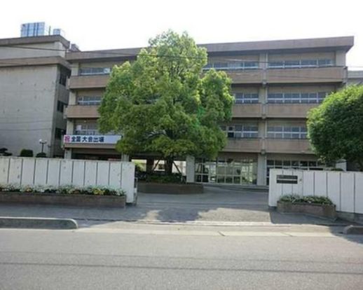 上尾市立東中学校の画像