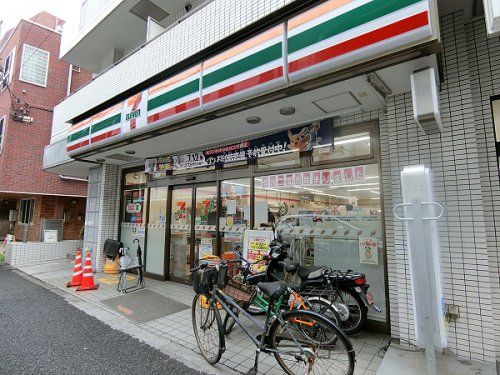 セブンイレブン 代々木上原駅前店の画像