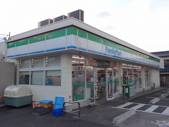 ファミリーマート 播磨町店の画像