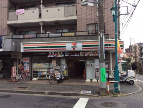 セブンイレブン 世田谷松原店の画像