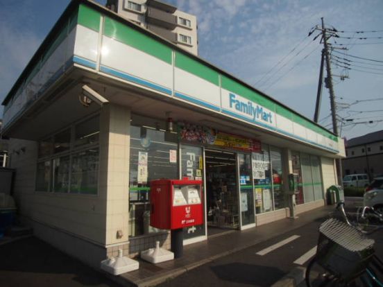 ファミリーマート 千葉寺駅東店の画像