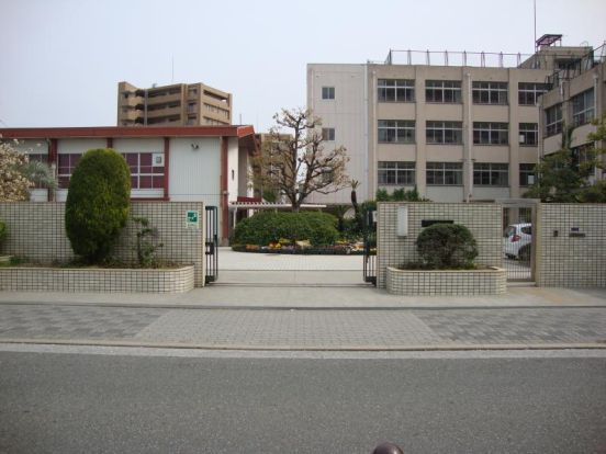 大阪市立佃中学校の画像