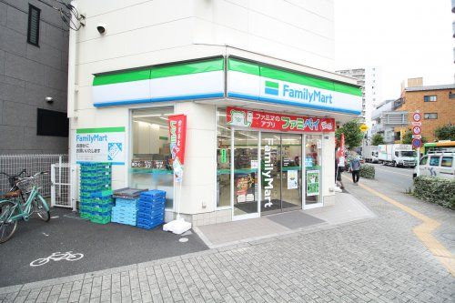 ファミリーマート田端新町三丁目店の画像