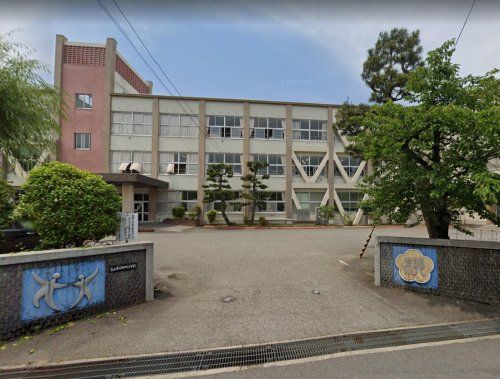 富山市立柳町小学校の画像