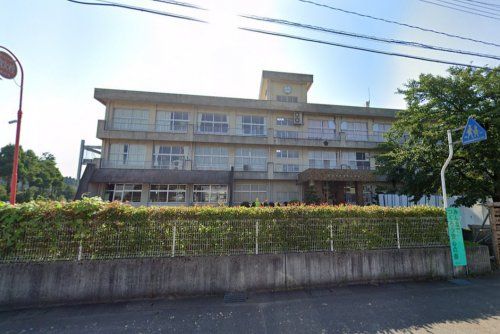 富山市立月岡小学校の画像