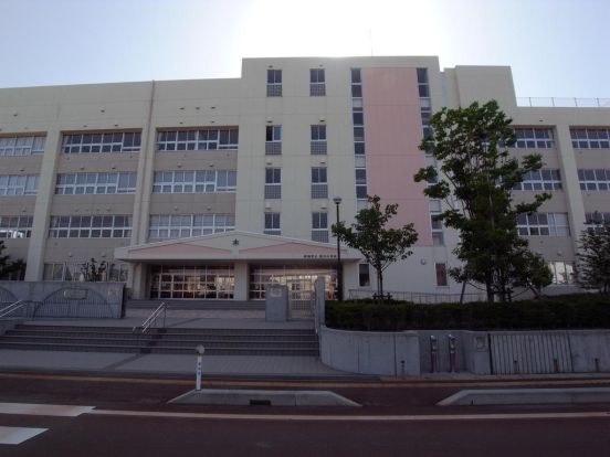 新潟市立荻川小学校の画像