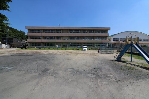 足利市立三重小学校の画像