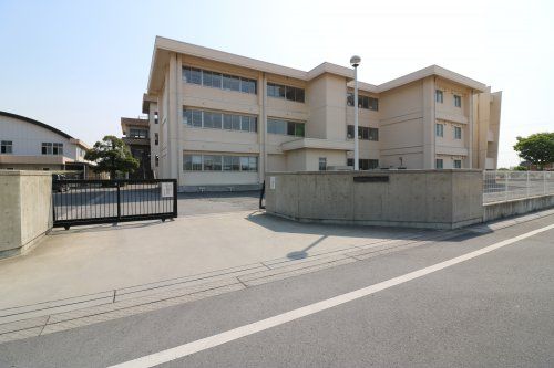 足利市立梁田小学校の画像