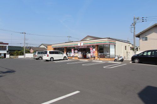 セブンイレブン 足利助戸1丁目店の画像