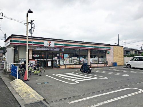 セブンイレブン 川越砂店の画像