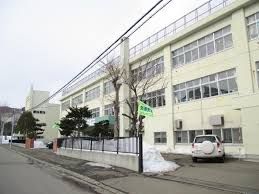 緑丘小学校の画像