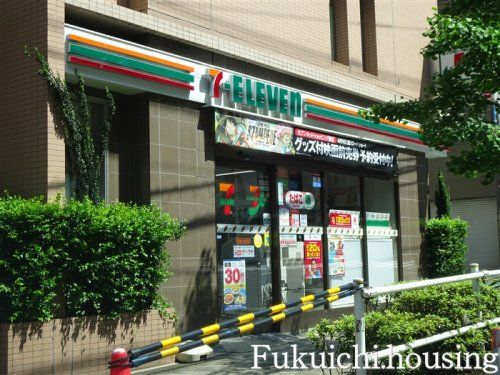 セブンイレブン 新宿山吹町店の画像