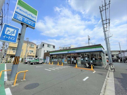 ファミリーマート 練馬北町七丁目店の画像