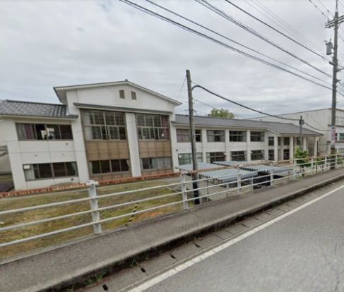 富山市立八尾中学校の画像