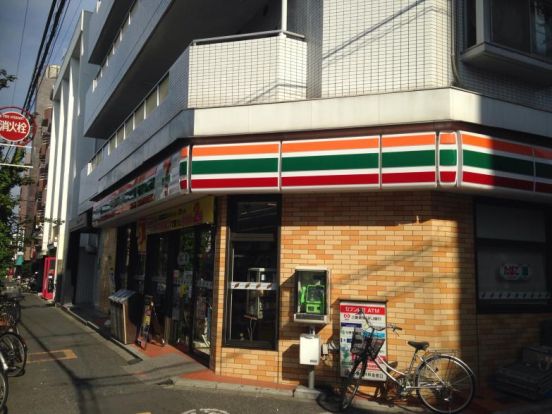 セブンイレブン 馬事公苑店の画像