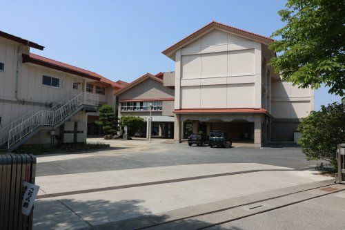 足利市立坂西中学校の画像