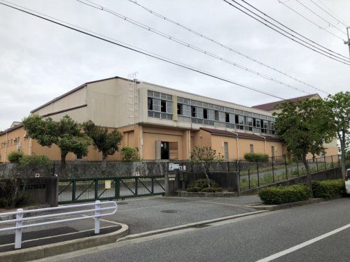 美賀多台小学校の画像