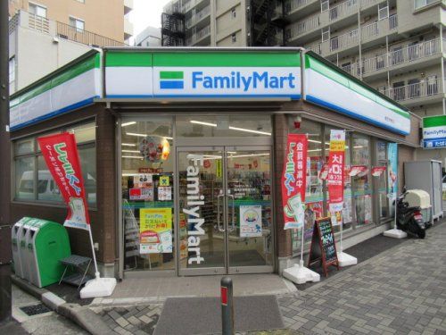 ファミリーマート 鶴見区役所通り店の画像