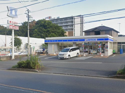 ローソン秦野西大竹店の画像