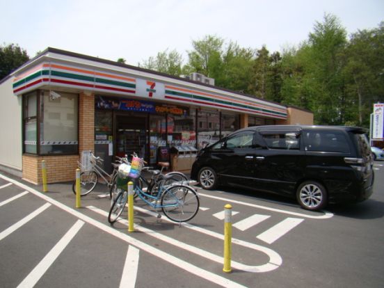 セブンイレブン 西東京向台2丁目店の画像