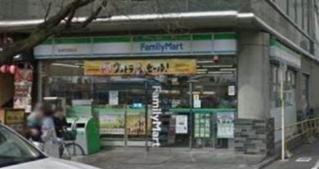 ファミリーマート 桜新町駅前店の画像