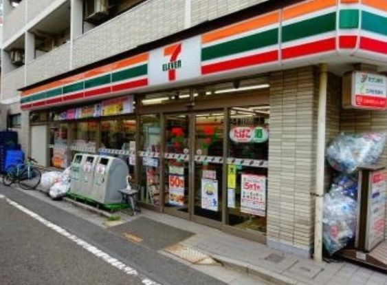 セブンイレブン 世田谷羽根木2丁目店の画像