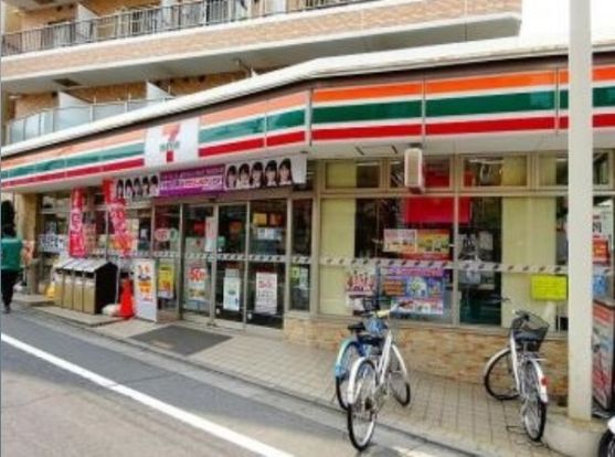 セブンイレブン 桜上水駅北店の画像