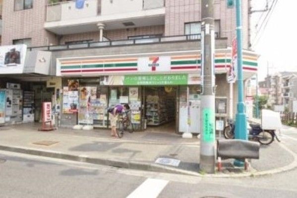 セブンイレブン 世田谷松原店の画像