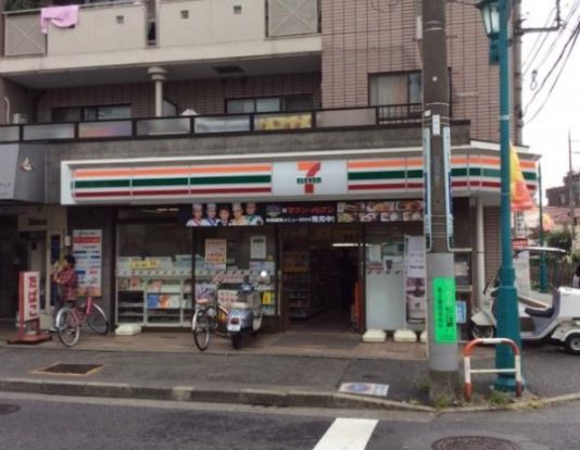 セブンイレブン 世田谷松原店の画像