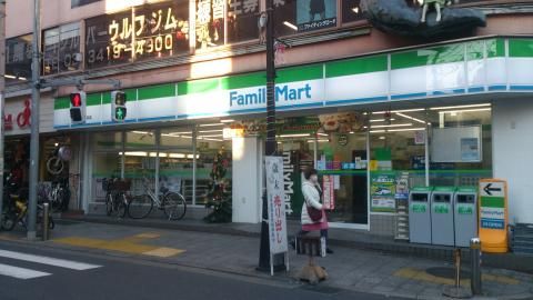 ファミリーマート 太子堂三丁目店の画像