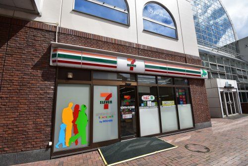 セブンイレブン 北海道STサッポロファクトリー店の画像