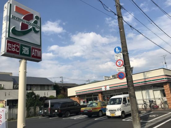 セブンイレブン 世田谷中央病院前店の画像