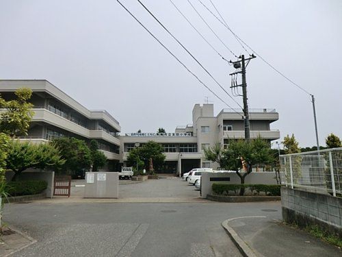 青梅市立友田小学校の画像