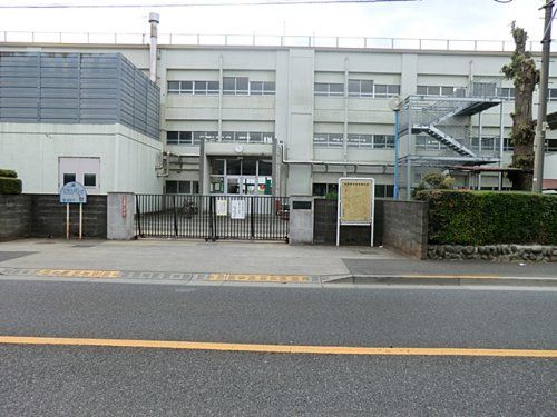 昭島市立玉川小学校の画像