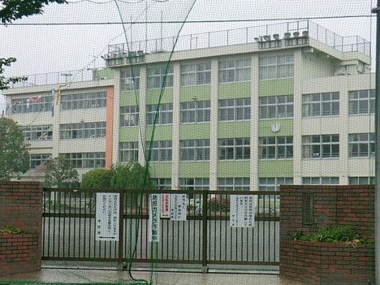 福生市立福生第六小学校の画像