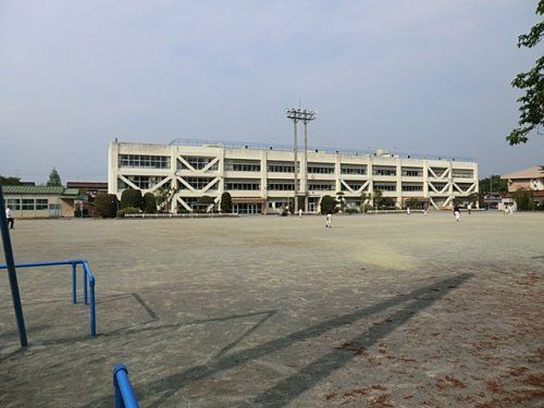 あきる野市立西秋留小学校の画像