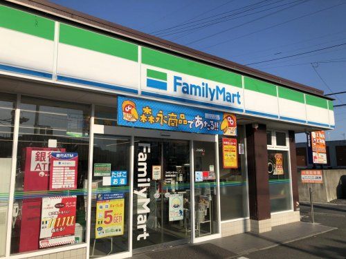 ファミリーマート長坂店の画像