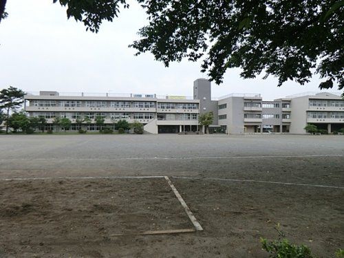 青梅市立霞台小学校の画像