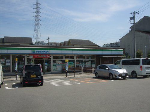 ファミリーマート常松店の画像