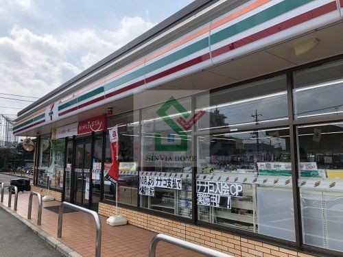 セブンイレブン東村山恩多町3丁目店の画像